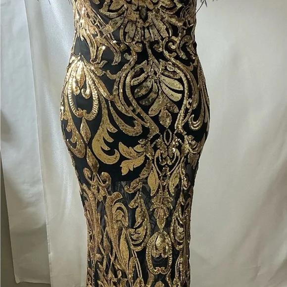 Fashion Nova Black and Gold Prom Dress - Picture 9 of 14